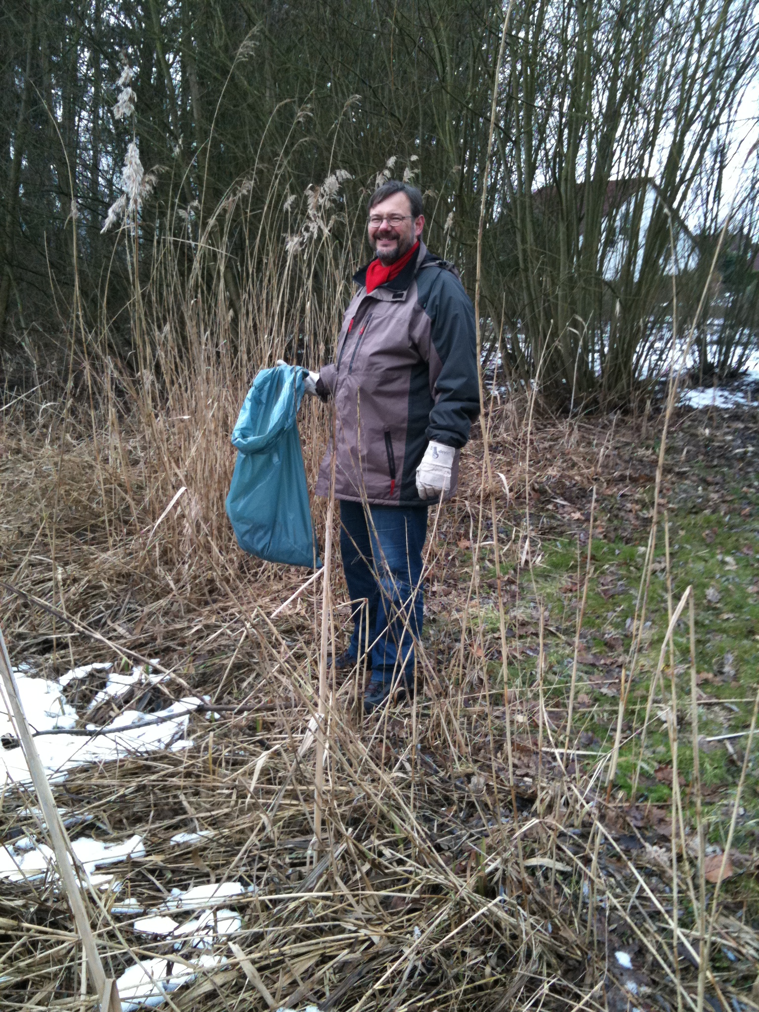 Georg Fortmeier bei der Müllsammelaktion